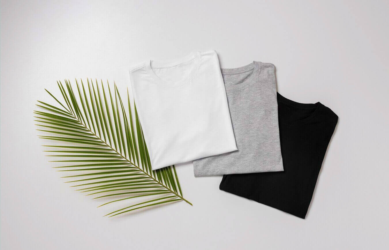 Make yourself happy with our T-shirt customer designer